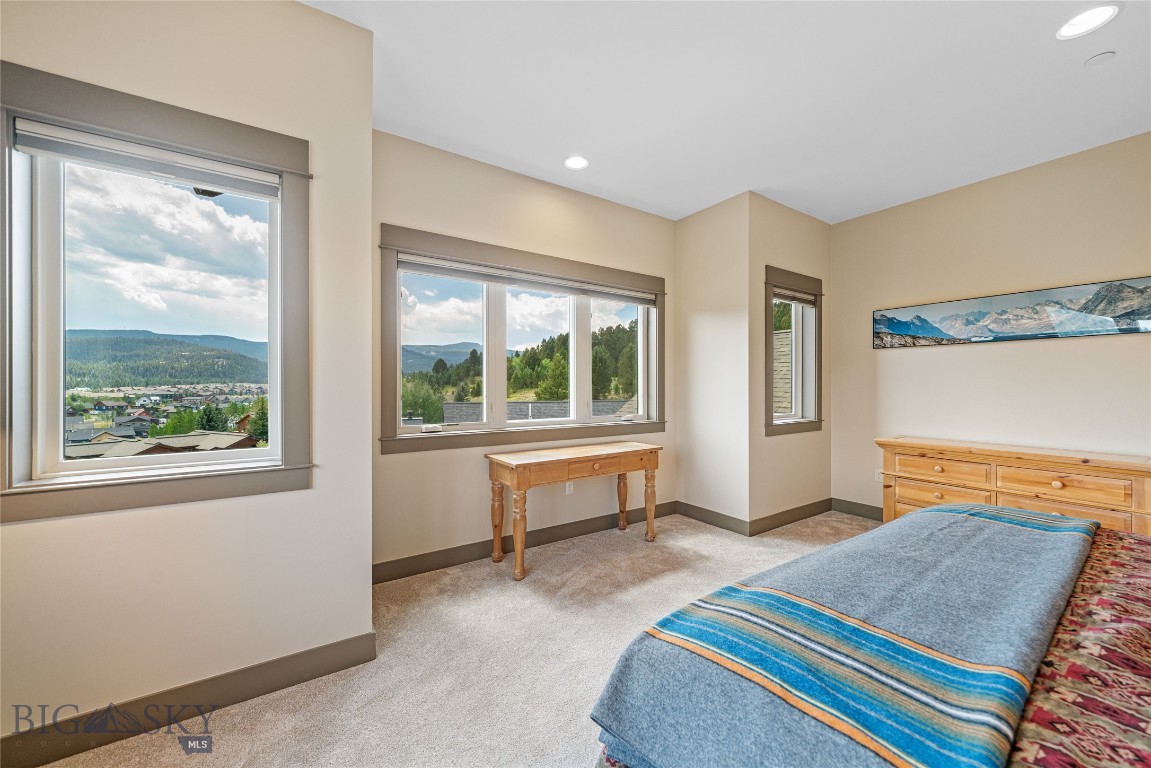 458 Big Pine Property Photo 20