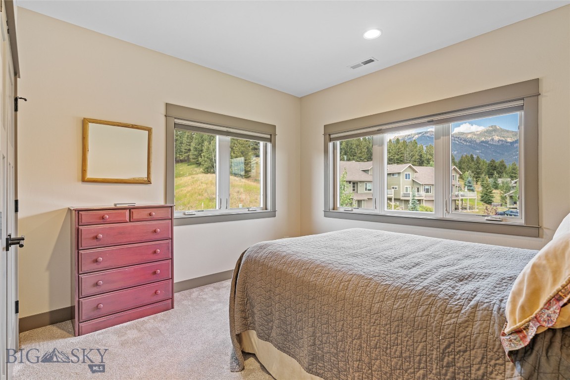 458 Big Pine Property Photo 23