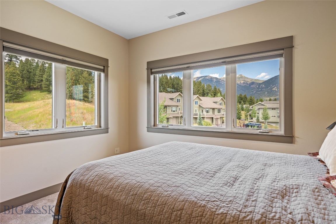 458 Big Pine Property Photo 24