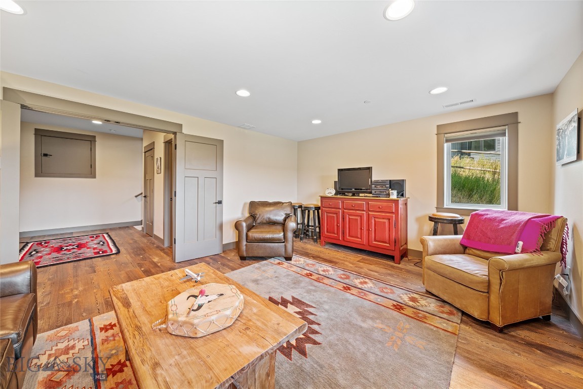 458 Big Pine Property Photo 30