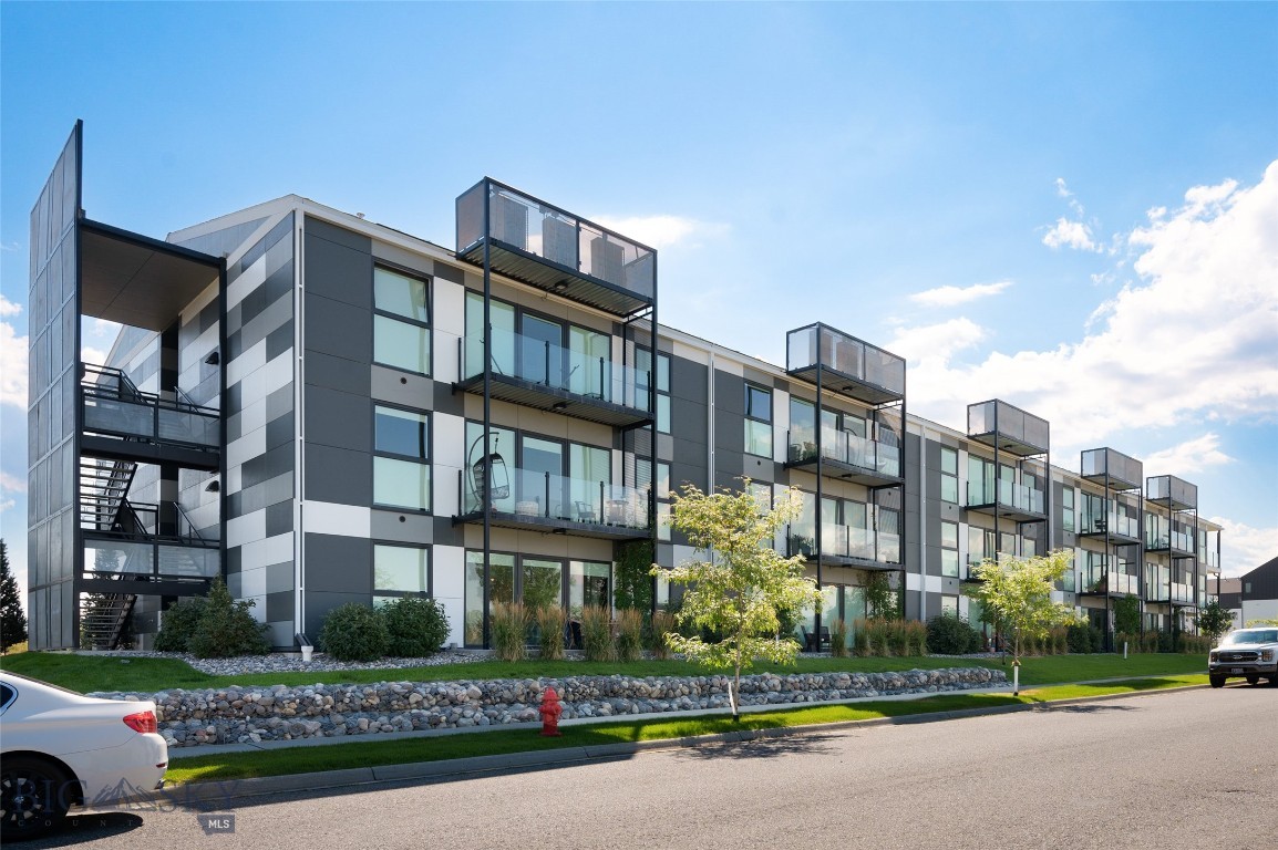 476 Enterprise Boulevard 207