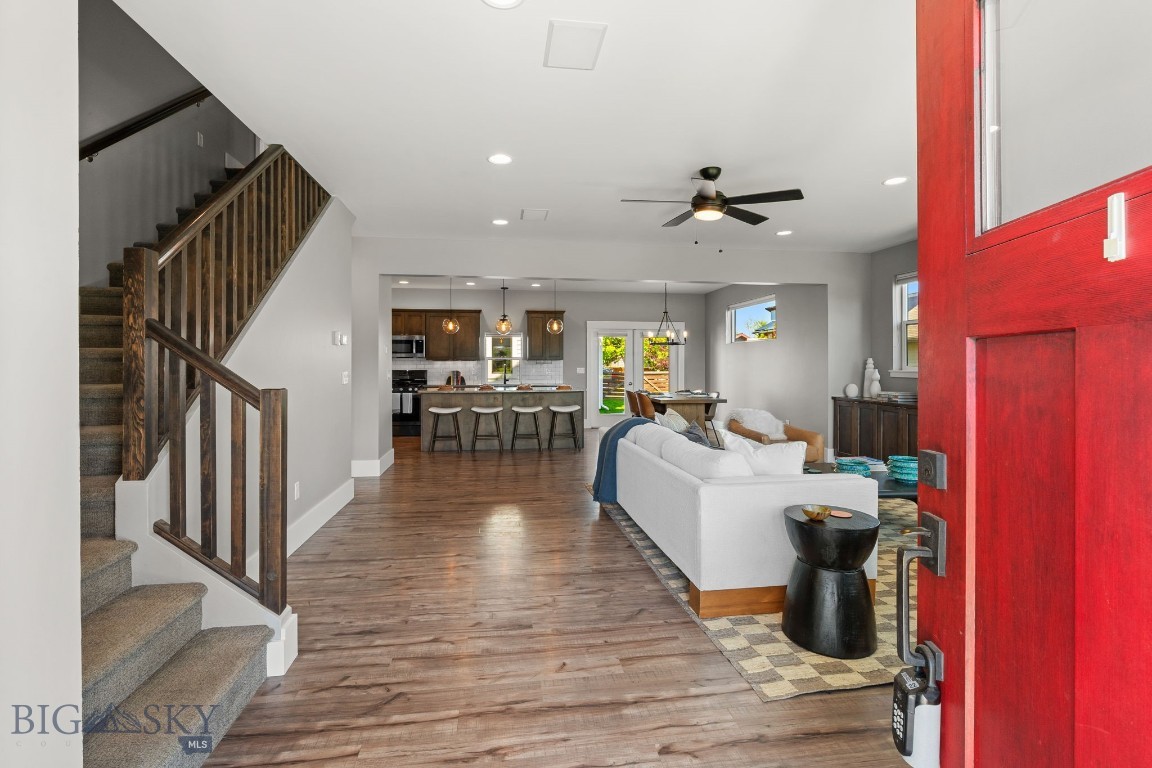 3139 Blackbird Drive Property Photo 6