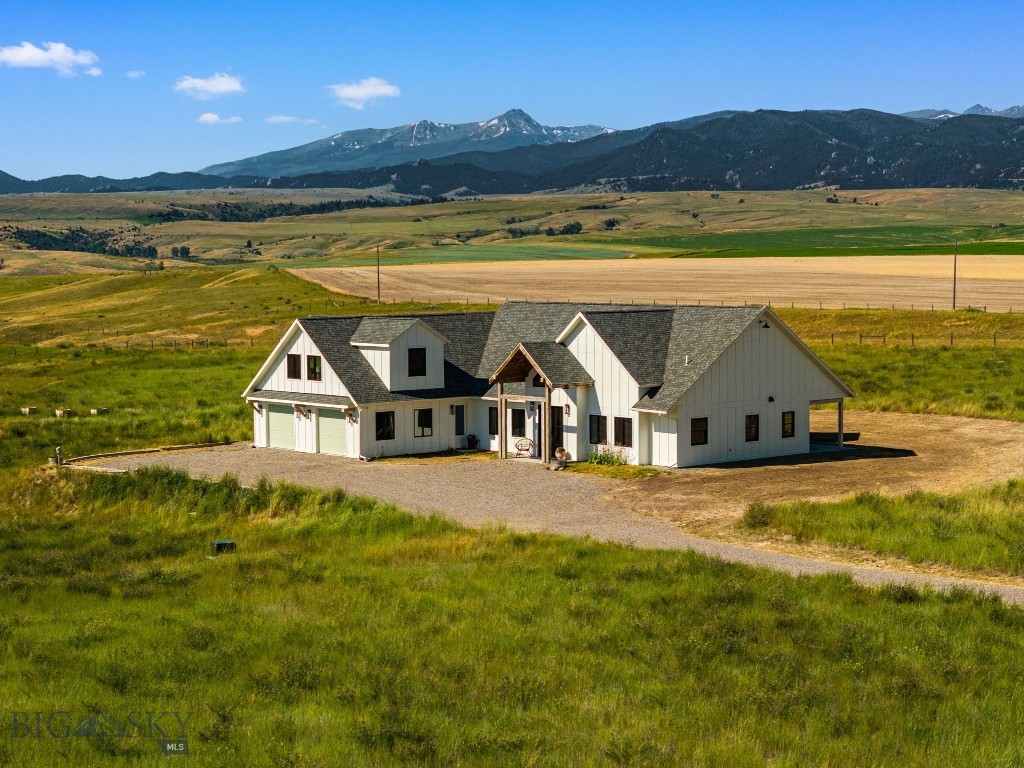 120 Horseshoe Loop Property Photo 1