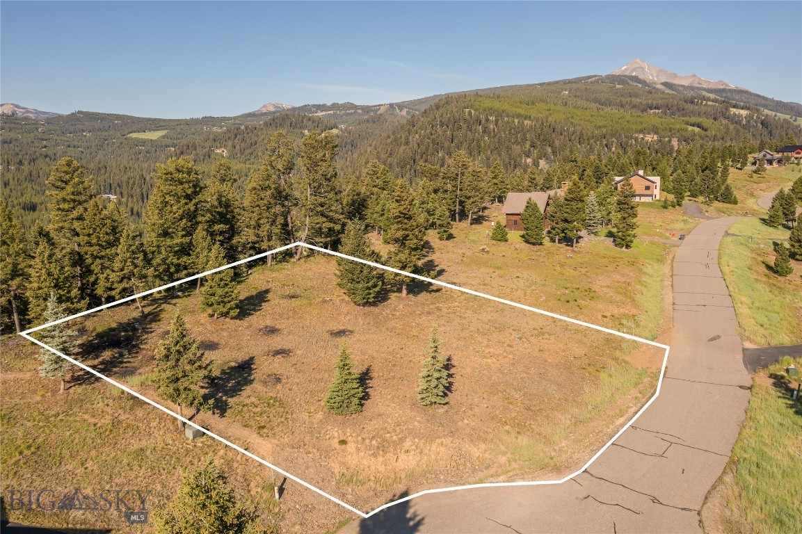 765 Antler Ridge
