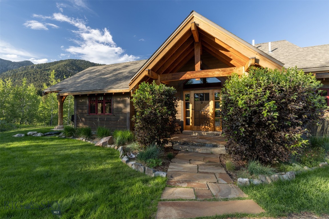 526 Chief Joseph Trail Property Photo 3