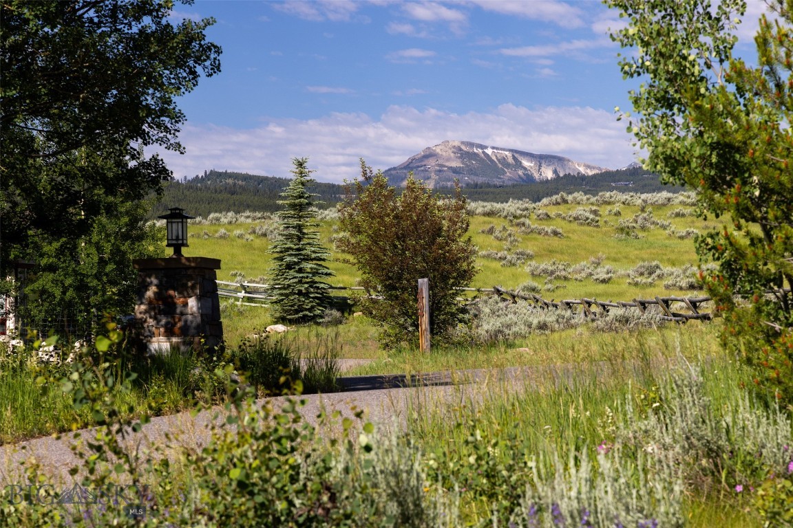 526 Chief Joseph Trail Property Photo 14