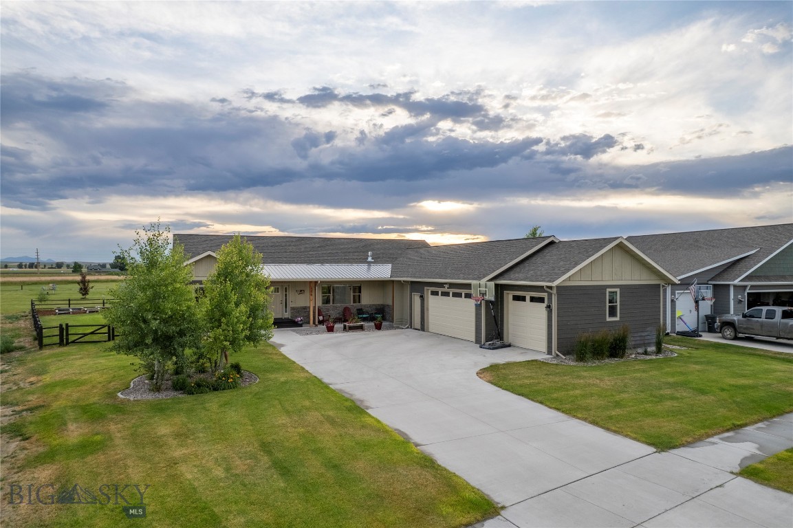 346 Pioneer Crossing