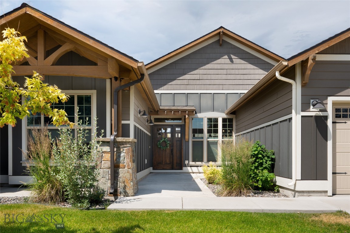 5479 Annie Street Property Photo 1