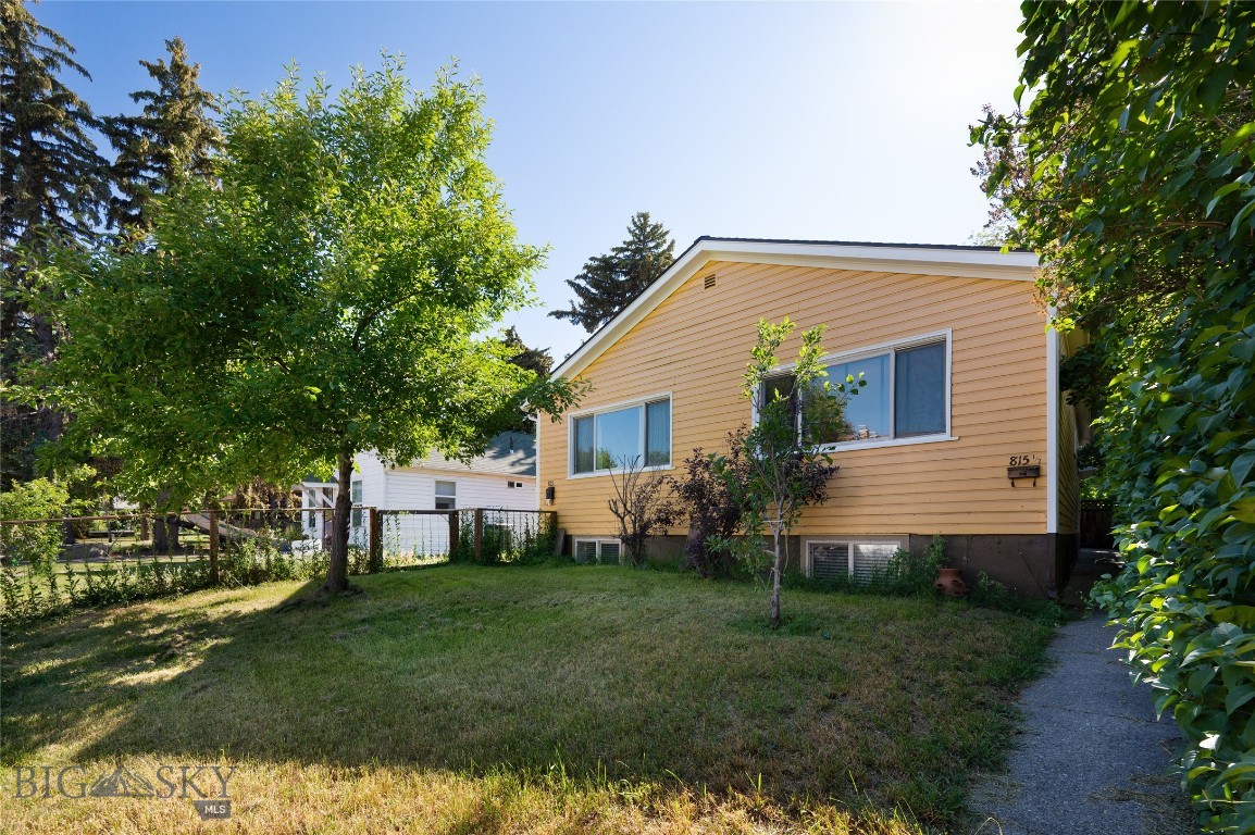 815 N Grand Property Photo 1