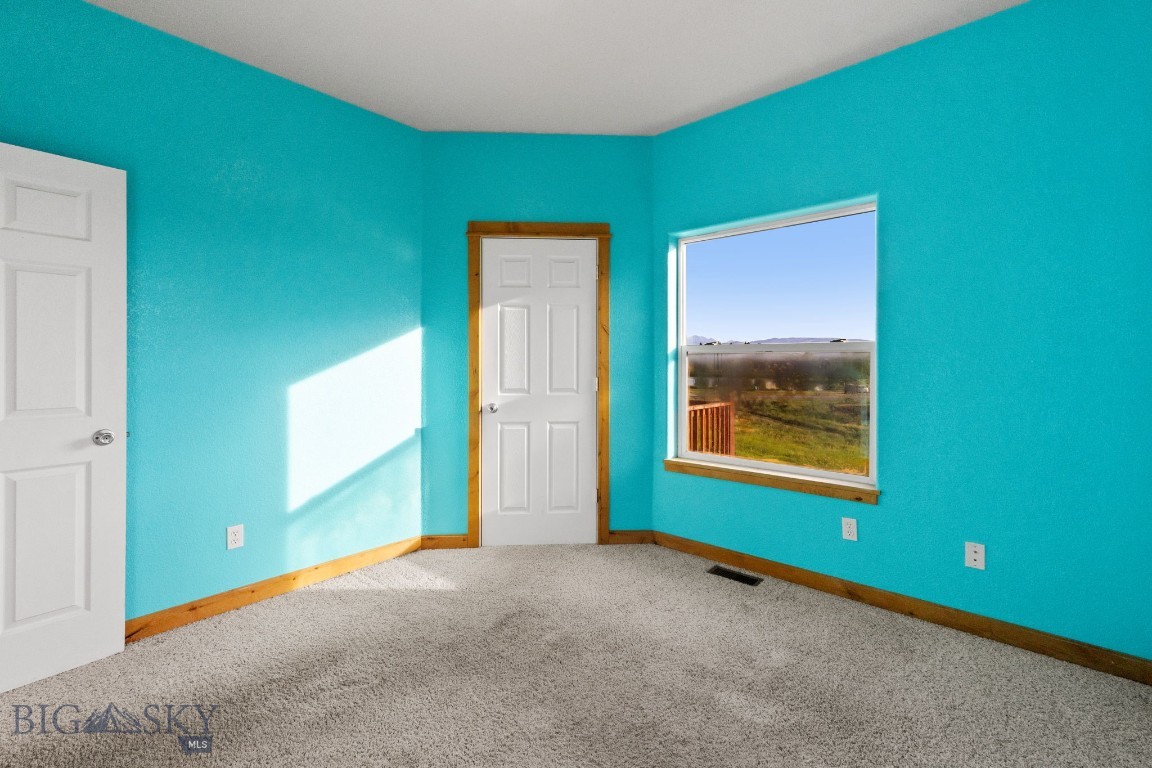 74 W Clara Court Property Photo 26