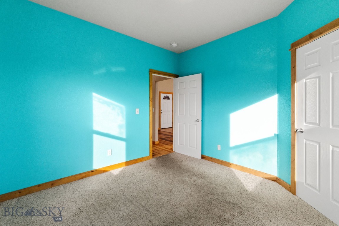 74 W Clara Court Property Photo 27