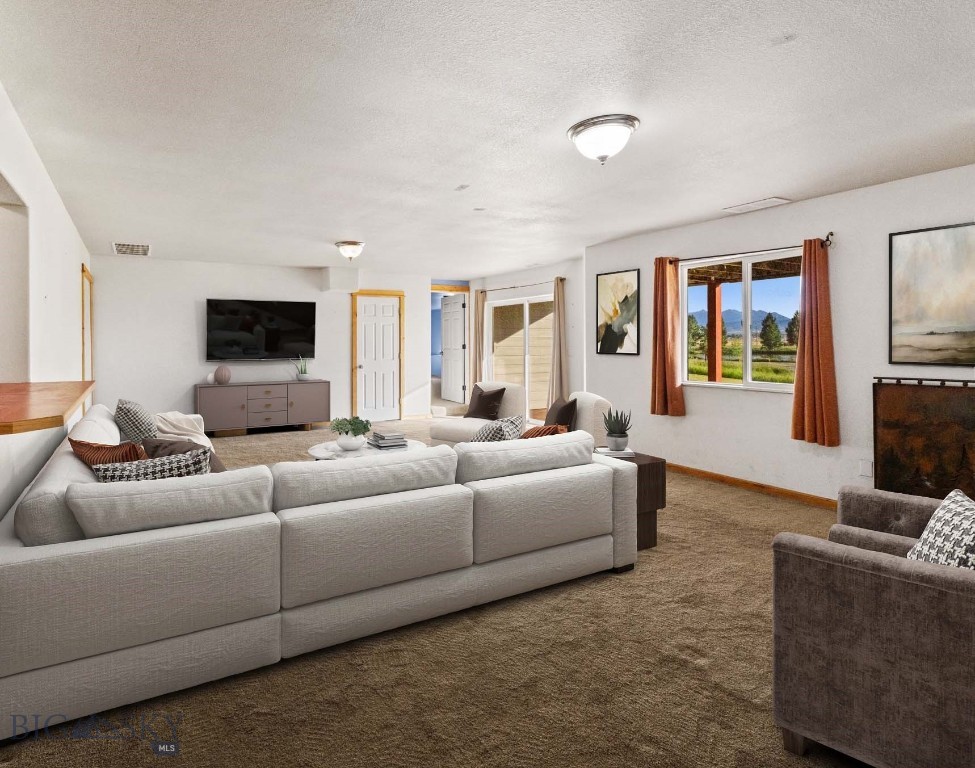 74 W Clara Court Property Photo 30