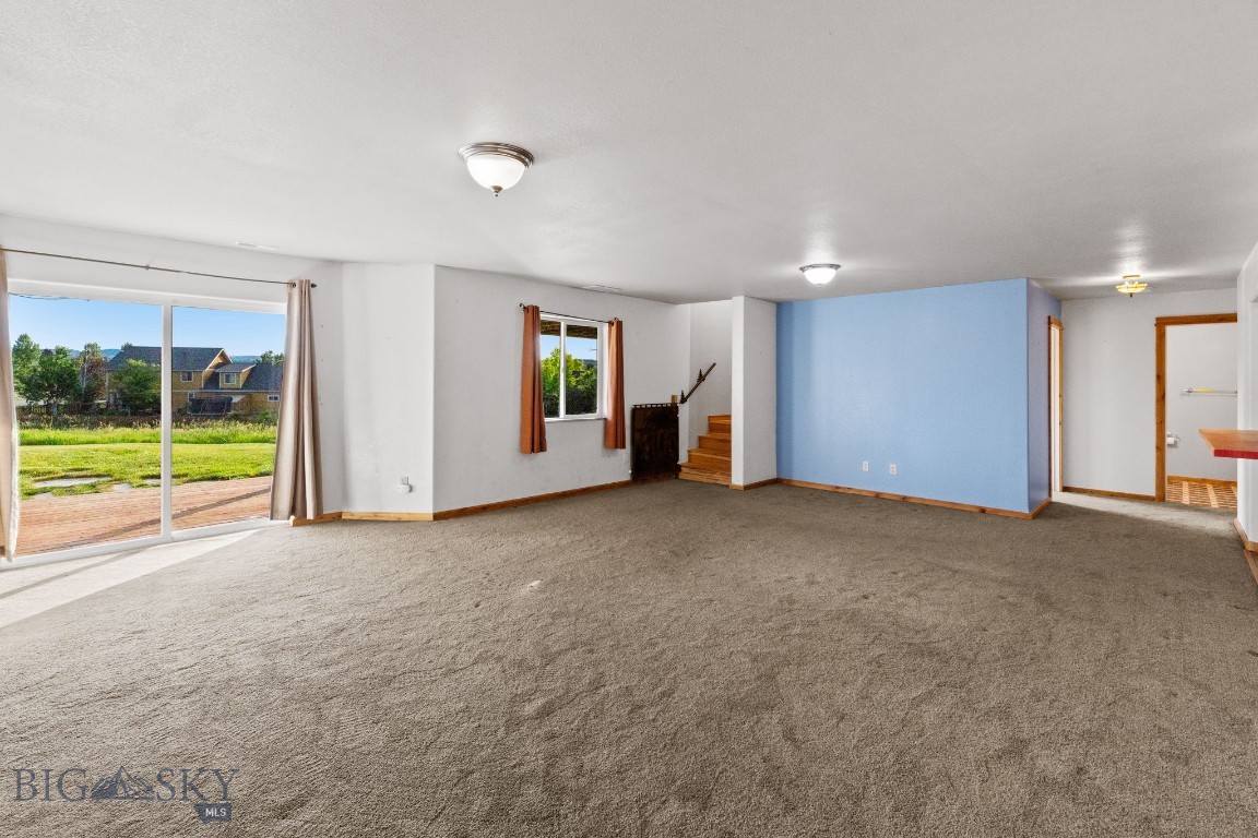 74 W Clara Court Property Photo 33