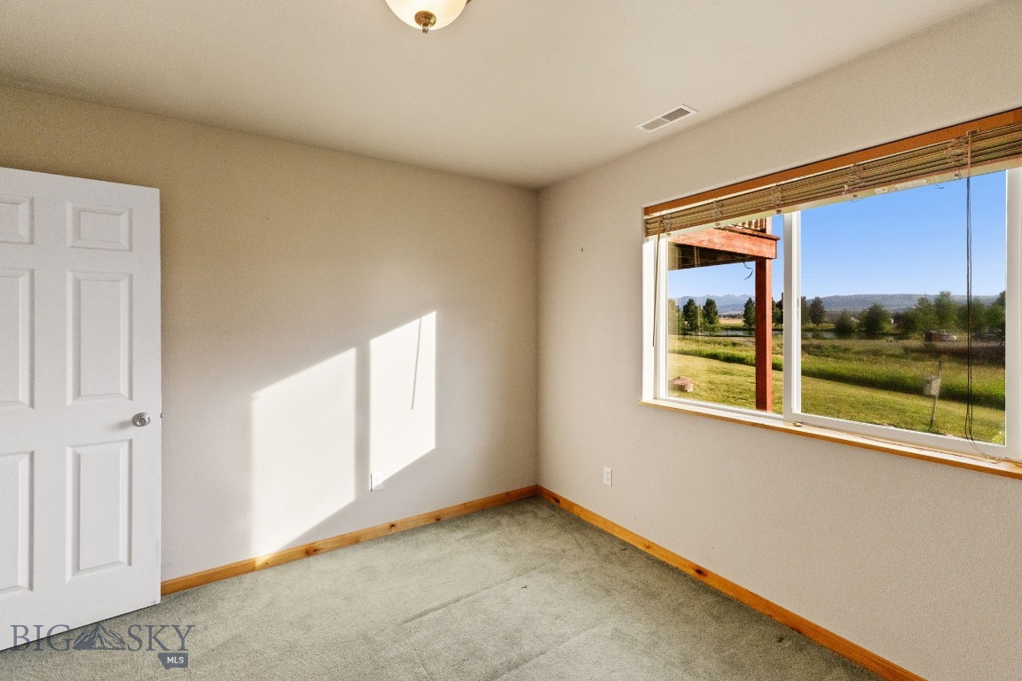 74 W Clara Court Property Photo 36