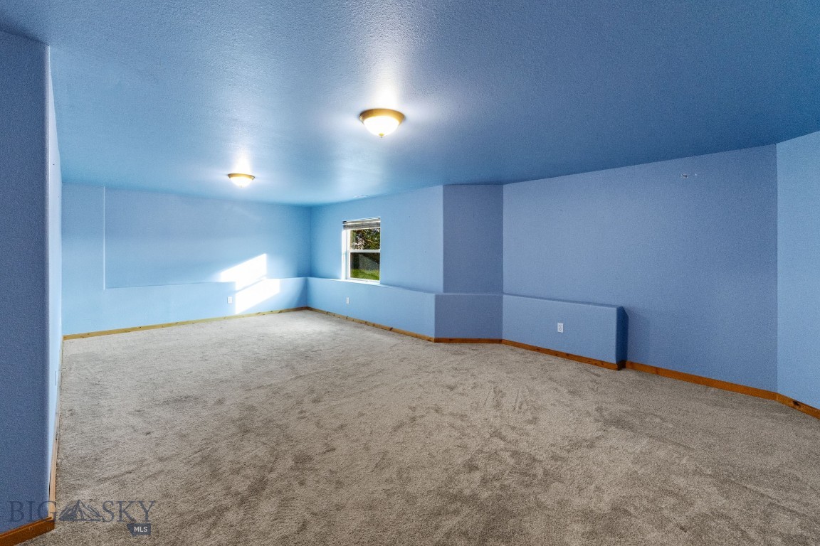 74 W Clara Court Property Photo 43