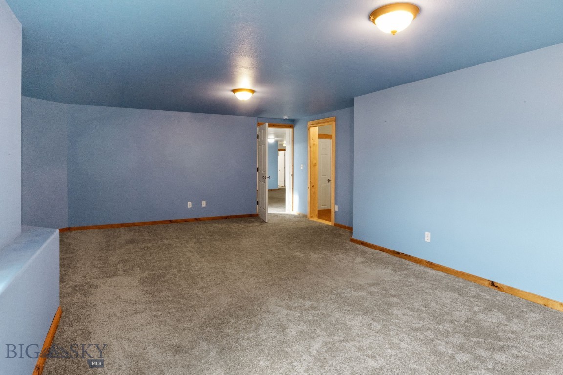 74 W Clara Court Property Photo 44