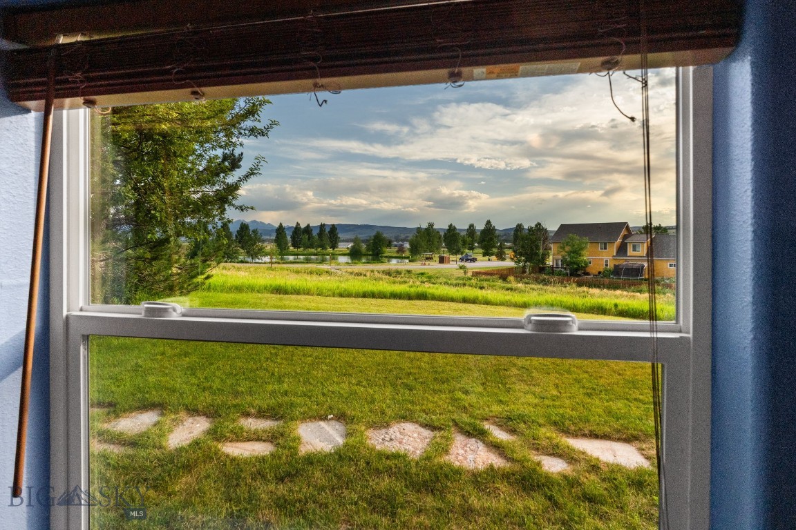 74 W Clara Court Property Photo 45