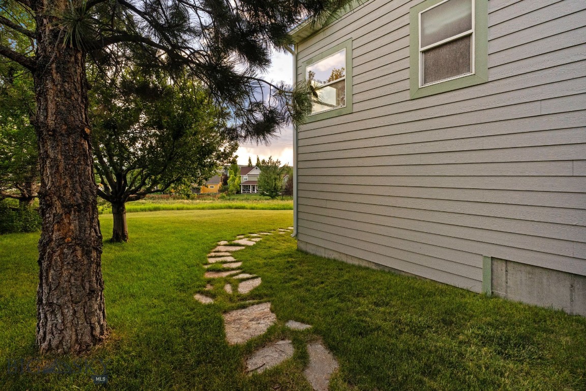 74 W Clara Court Property Photo 57