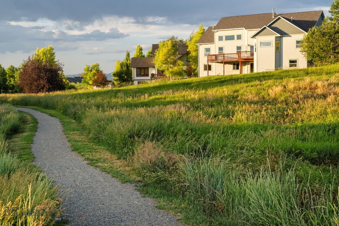 74 W Clara Court Property Photo 59