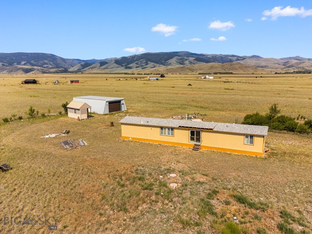 20 Black Hawk Property Photo 4