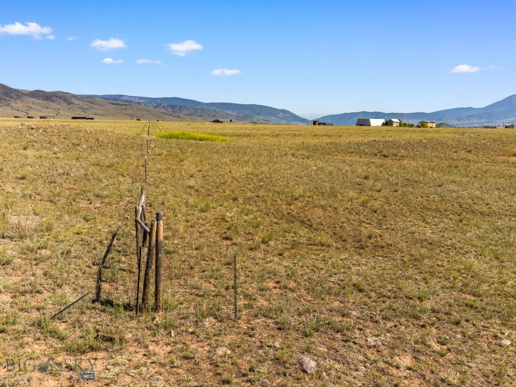 20 Black Hawk Property Photo 12