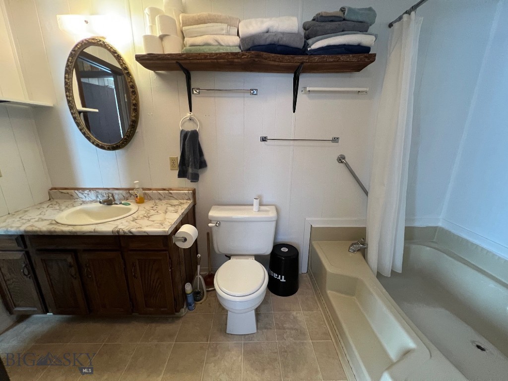 20 Black Hawk Property Photo 16