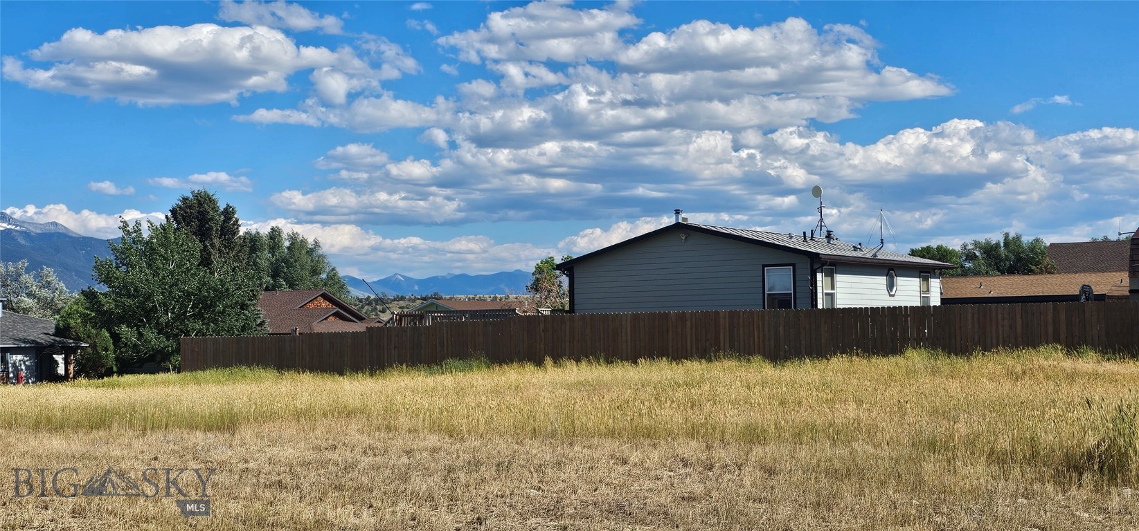 Lot 16 Mirza Property Photo 5
