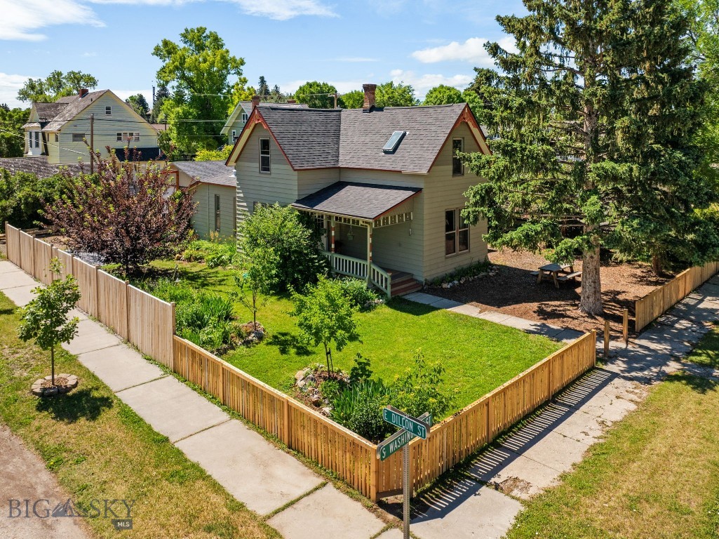 606 S Washington Street Property Photo 1