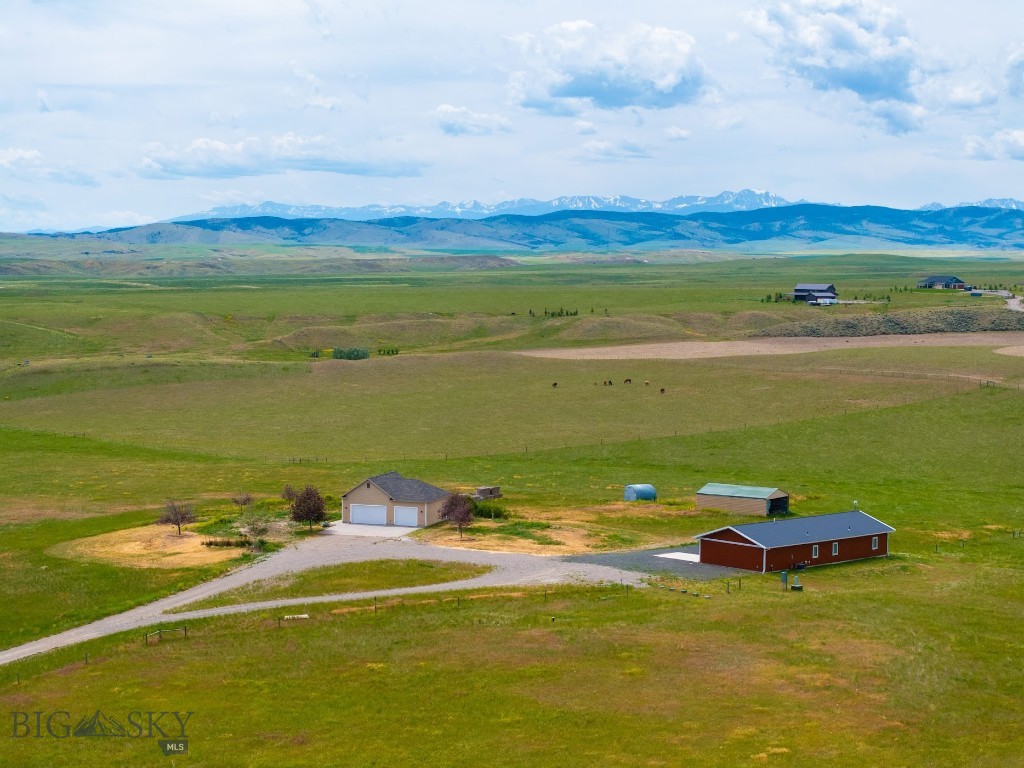 375 Price Road Property Photo