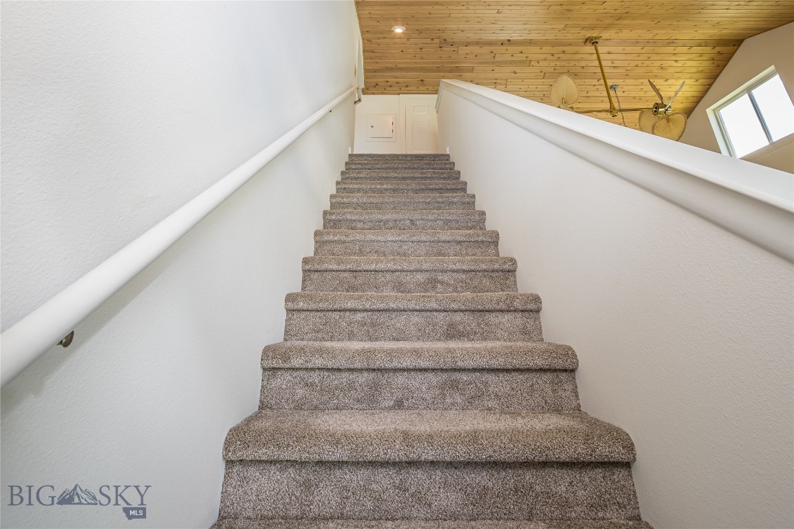 344 Candlelight Meadow Drive Property Photo 20