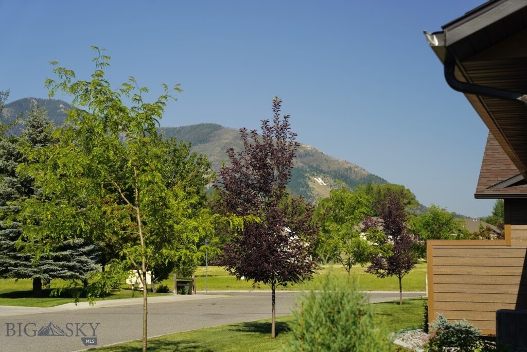 2403 Birdie Drive A Property Photo 6