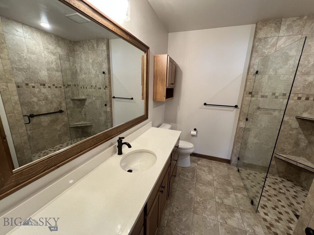 2403 Birdie Drive A Property Photo 16