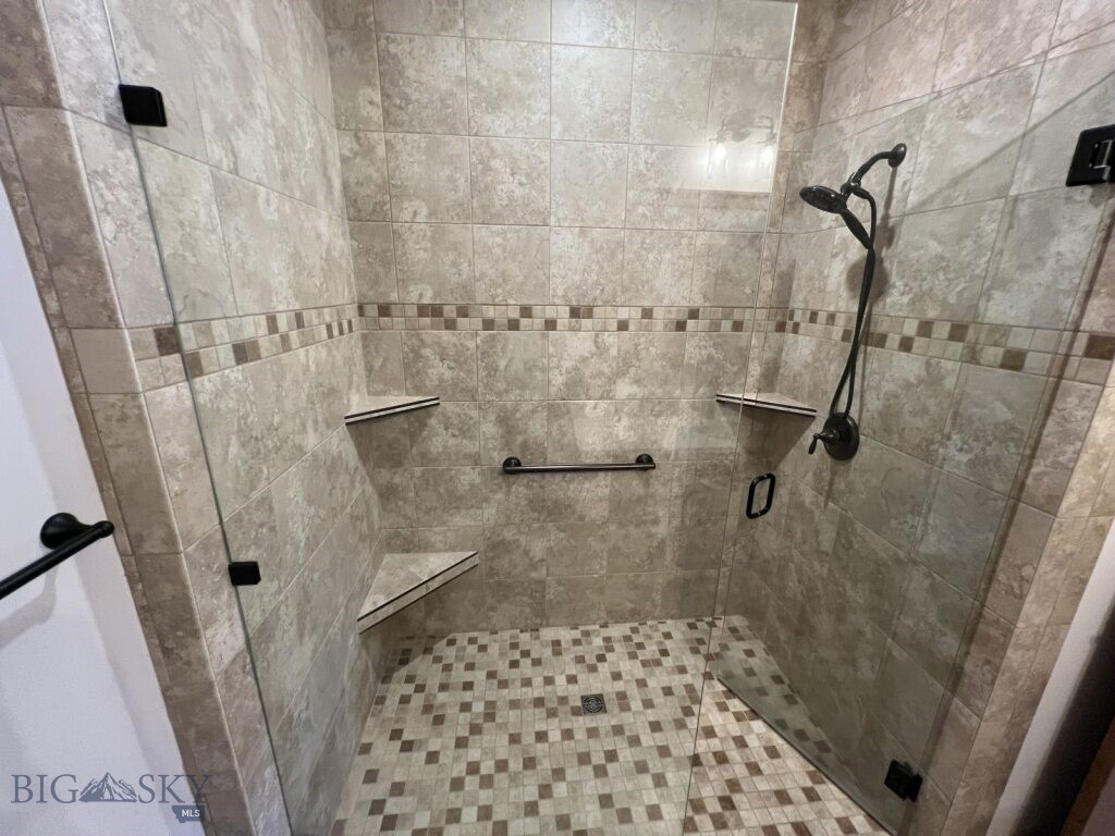 2403 Birdie Drive A Property Photo 17