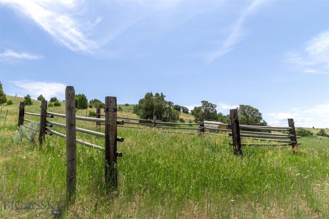 5835 Spaulding Bridge Road Property Photo 68