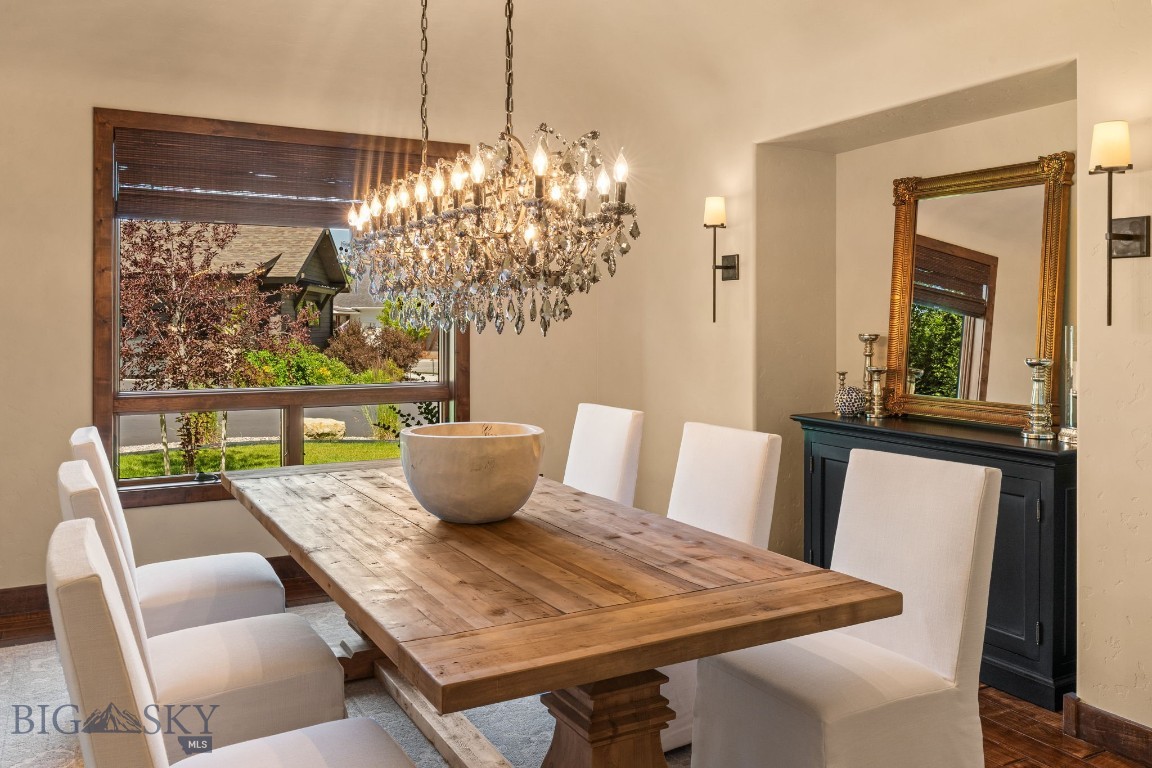 101 Milky Way Drive Property Photo 12