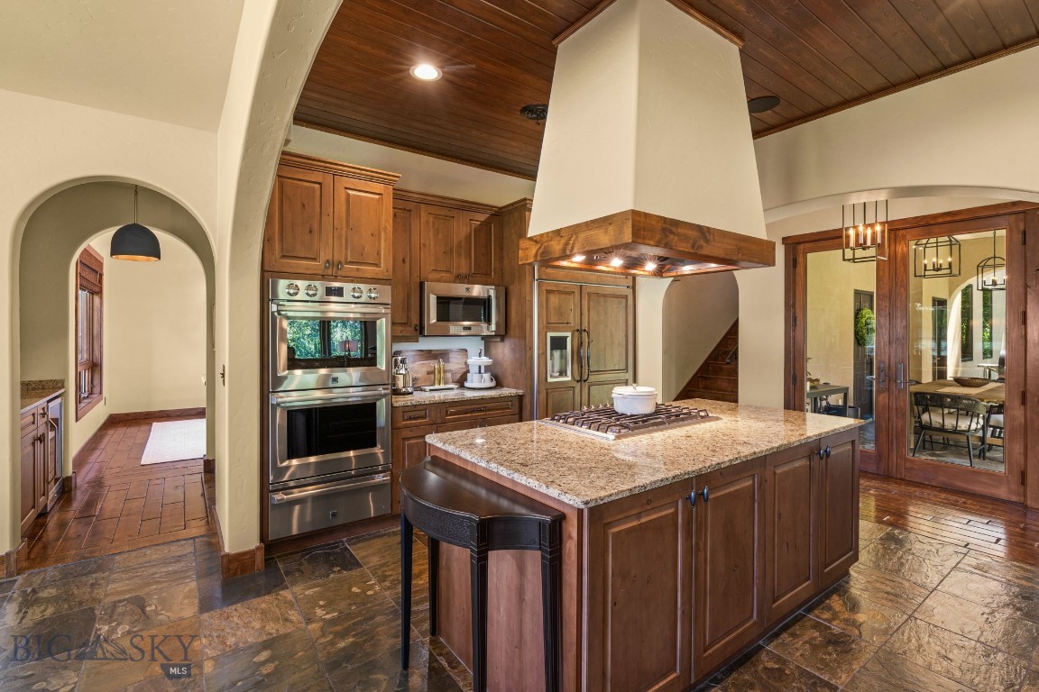 101 Milky Way Drive Property Photo 15