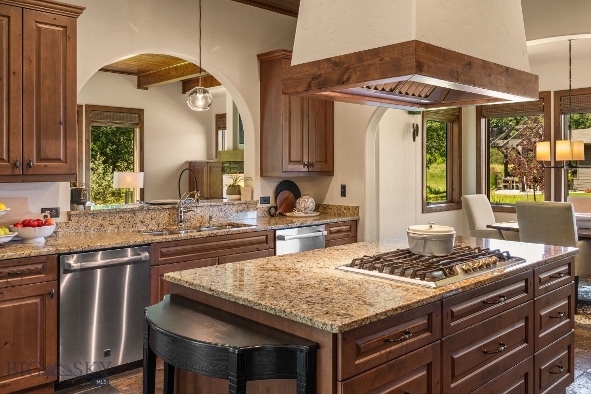 101 Milky Way Drive Property Photo 20