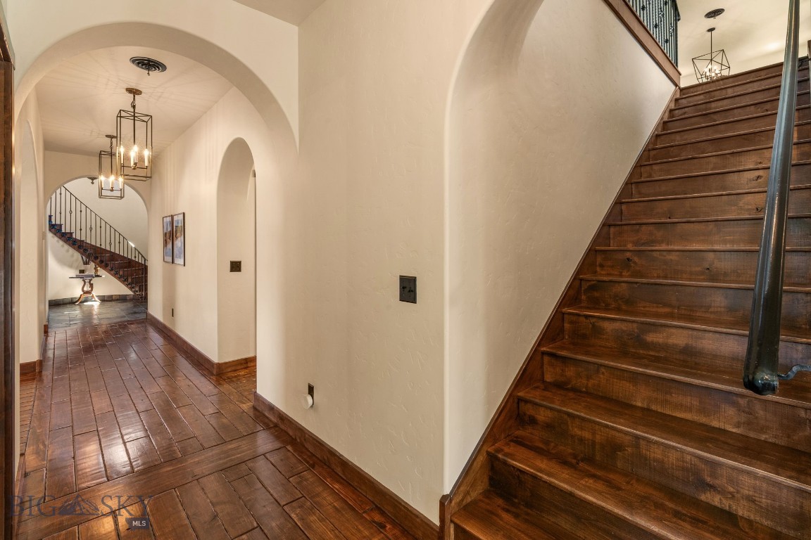 101 Milky Way Drive Property Photo 42