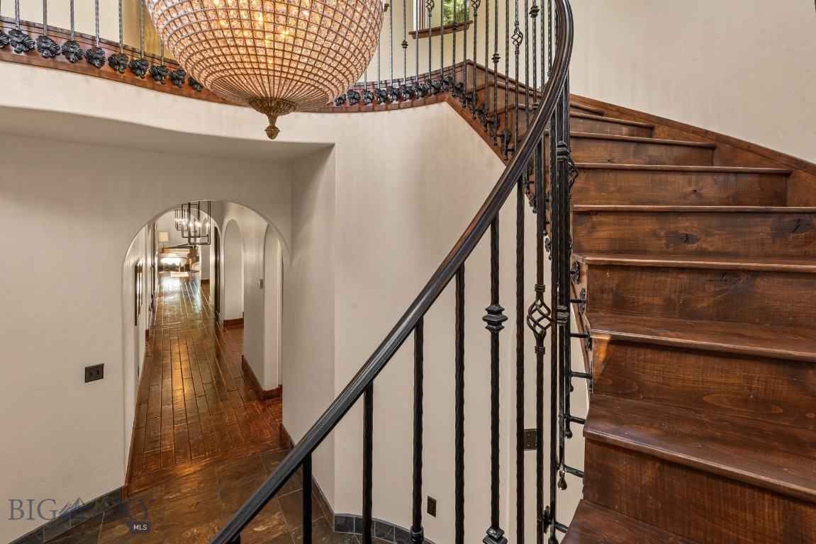 101 Milky Way Drive Property Photo 44