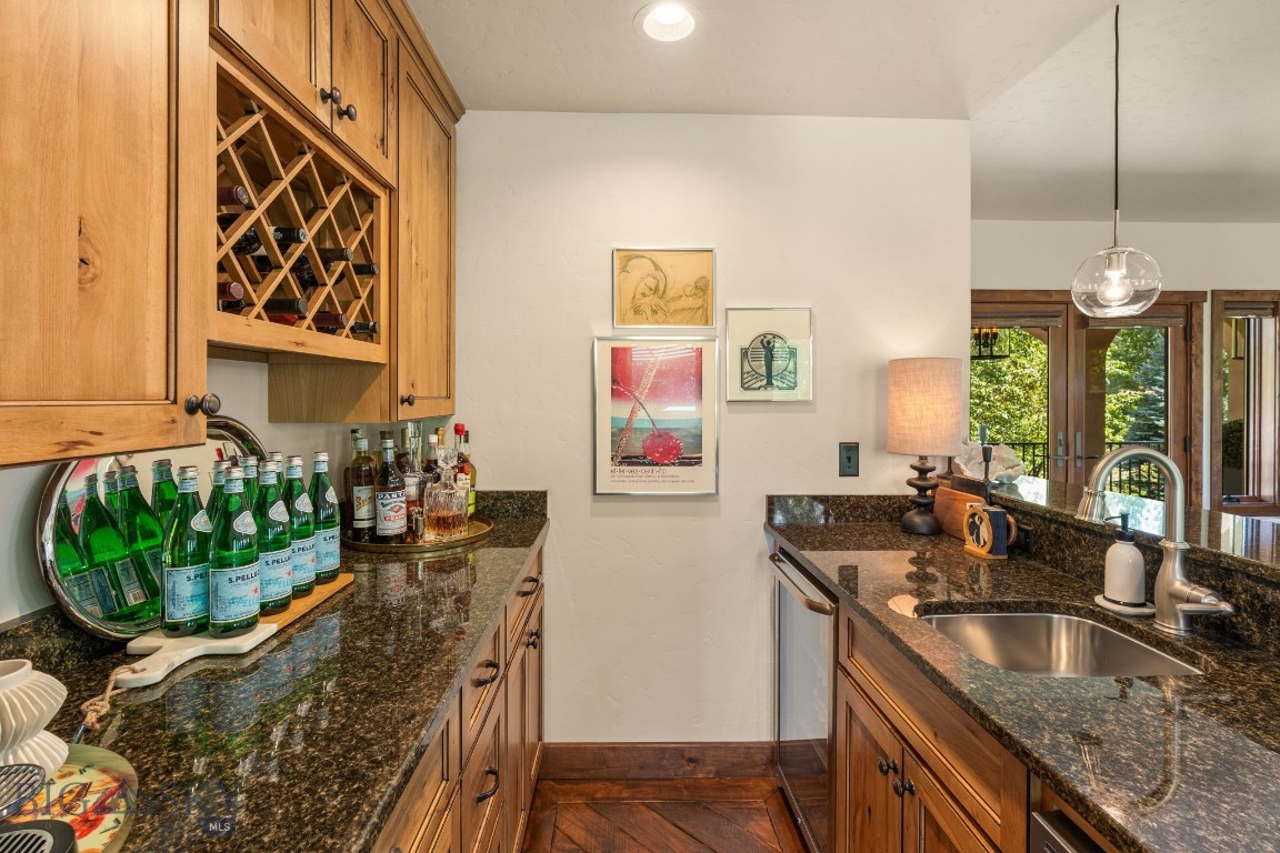 101 Milky Way Drive Property Photo 53