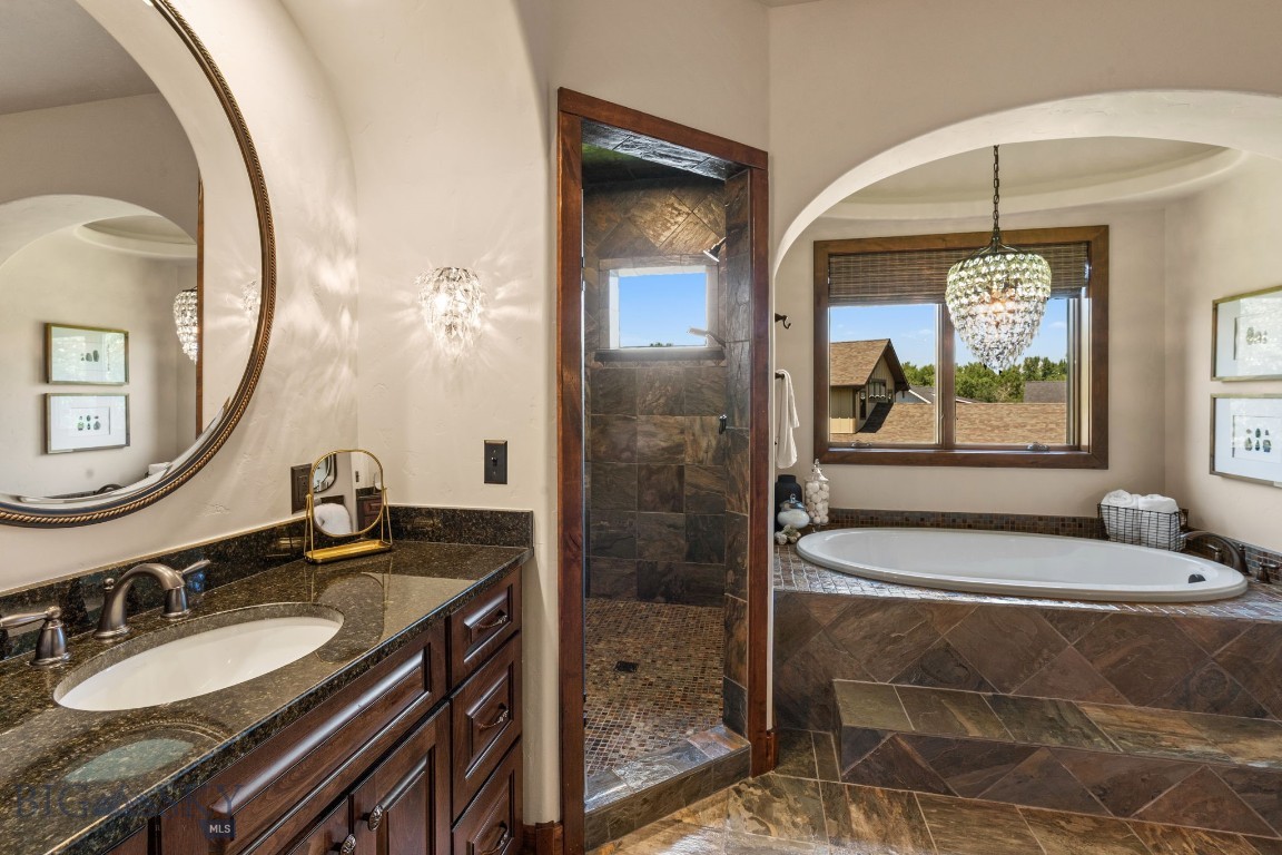 101 Milky Way Drive Property Photo 62