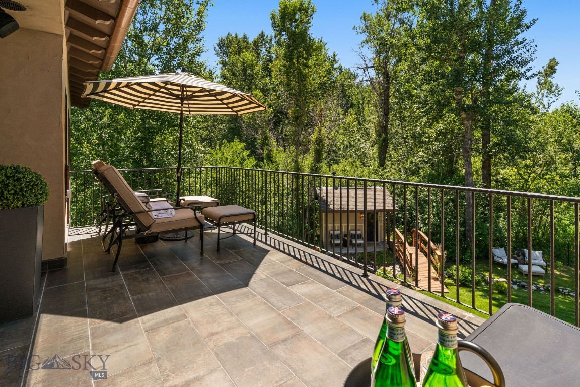 101 Milky Way Drive Property Photo 68