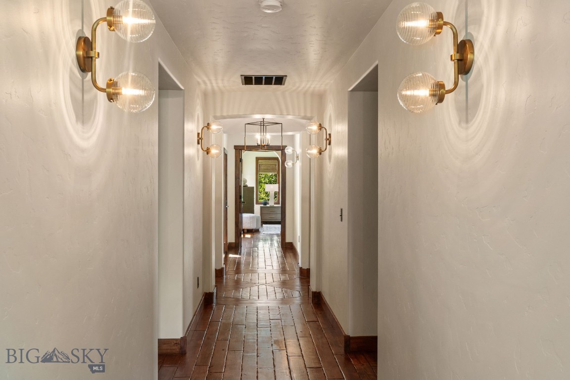 101 Milky Way Drive Property Photo 71