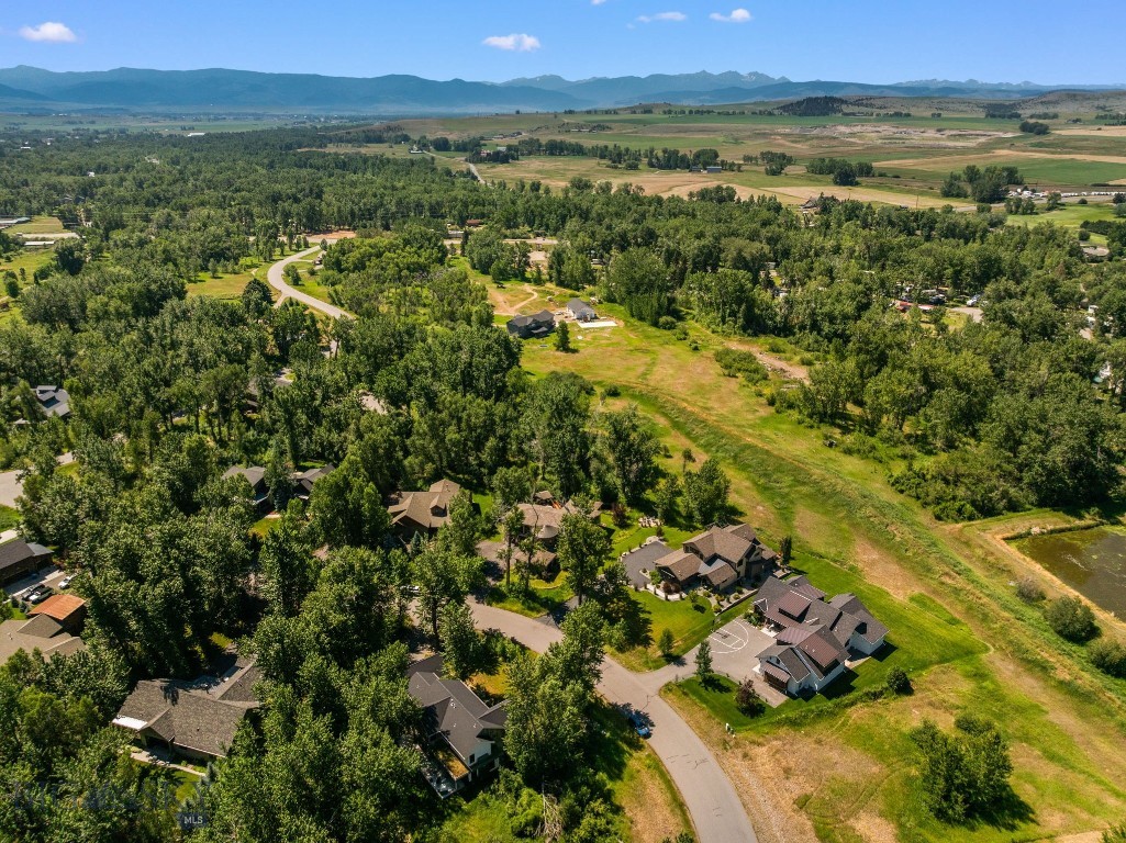 101 Milky Way Drive Property Photo 98