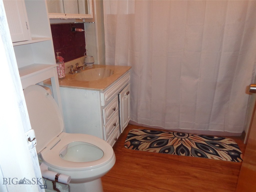 120 Balsam Street Property Photo 17