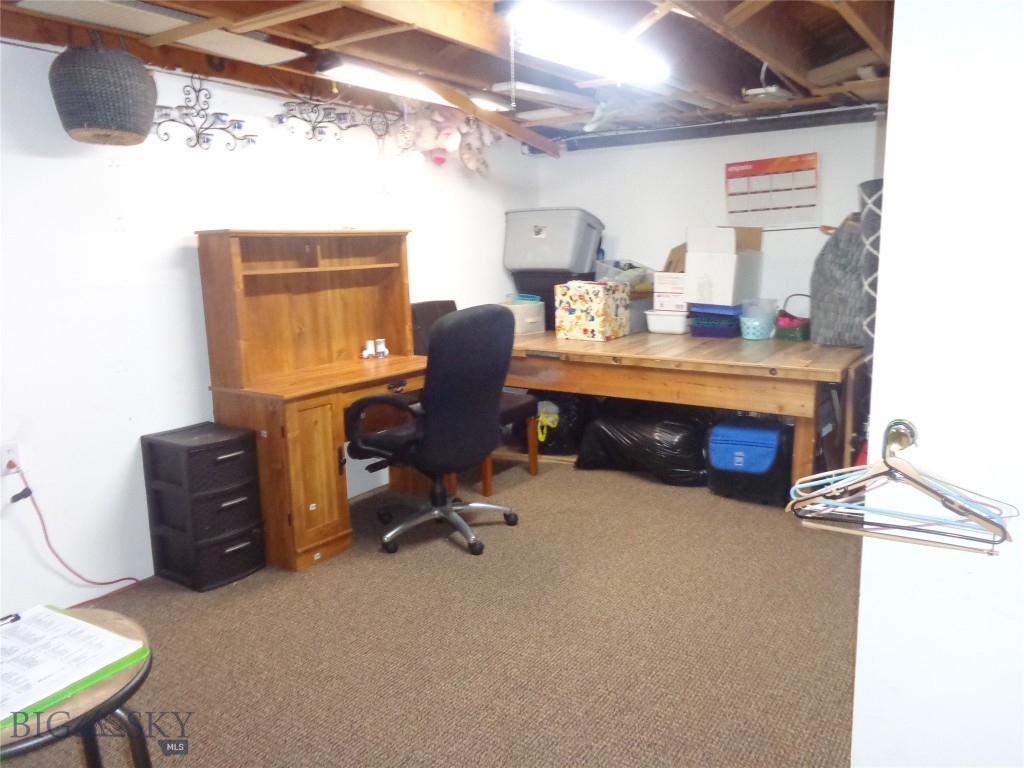 120 Balsam Street Property Photo 22