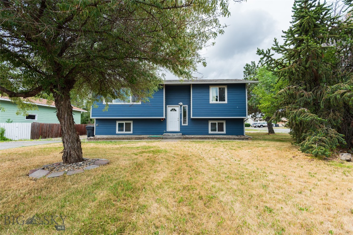 200 E Cascade Avenue Property Photo 1