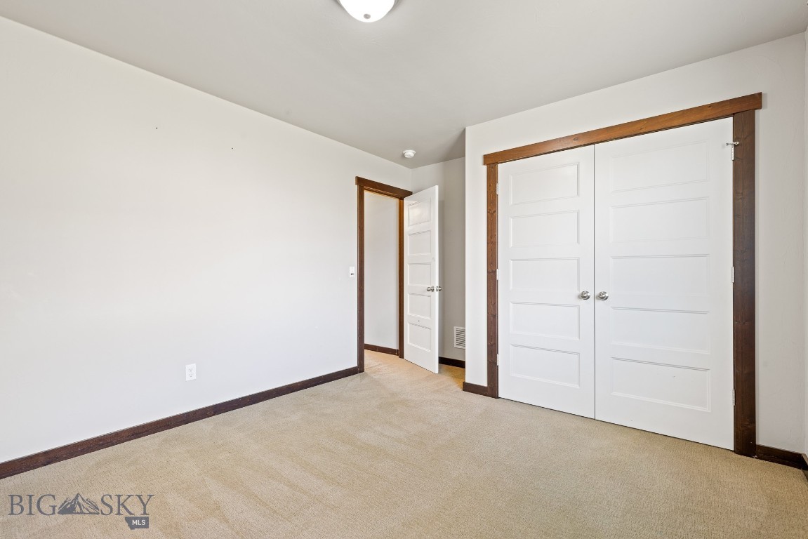 343 Stewart Loop Property Photo 32