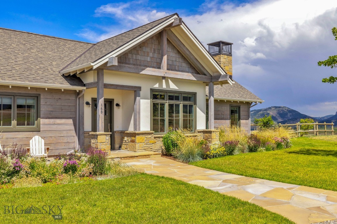 168 Hawthorn Lane Property Photo 5