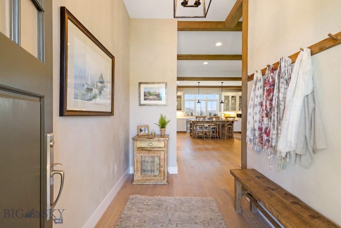 168 Hawthorn Lane Property Photo 7